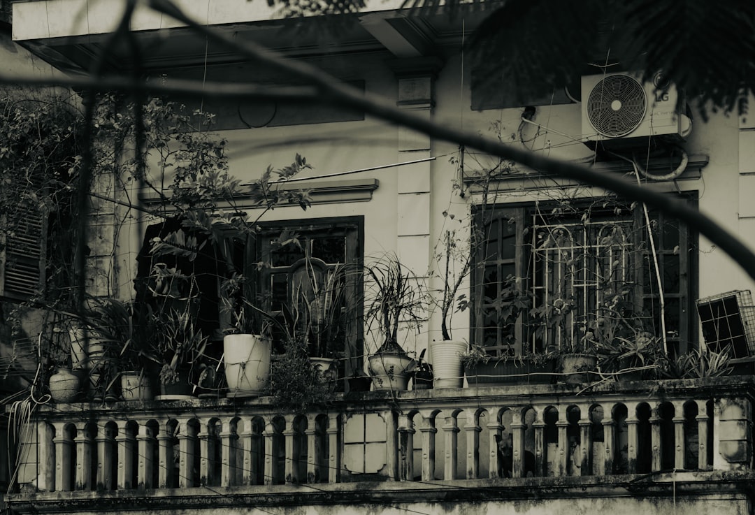 Photo Outdoor Living Space Design Ideas